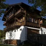 Stylish Traditional Prázdninový dům